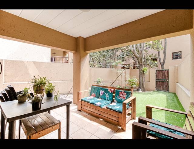 1 BEDROOM APARTMENT RENTED IN DOUGLASDALE